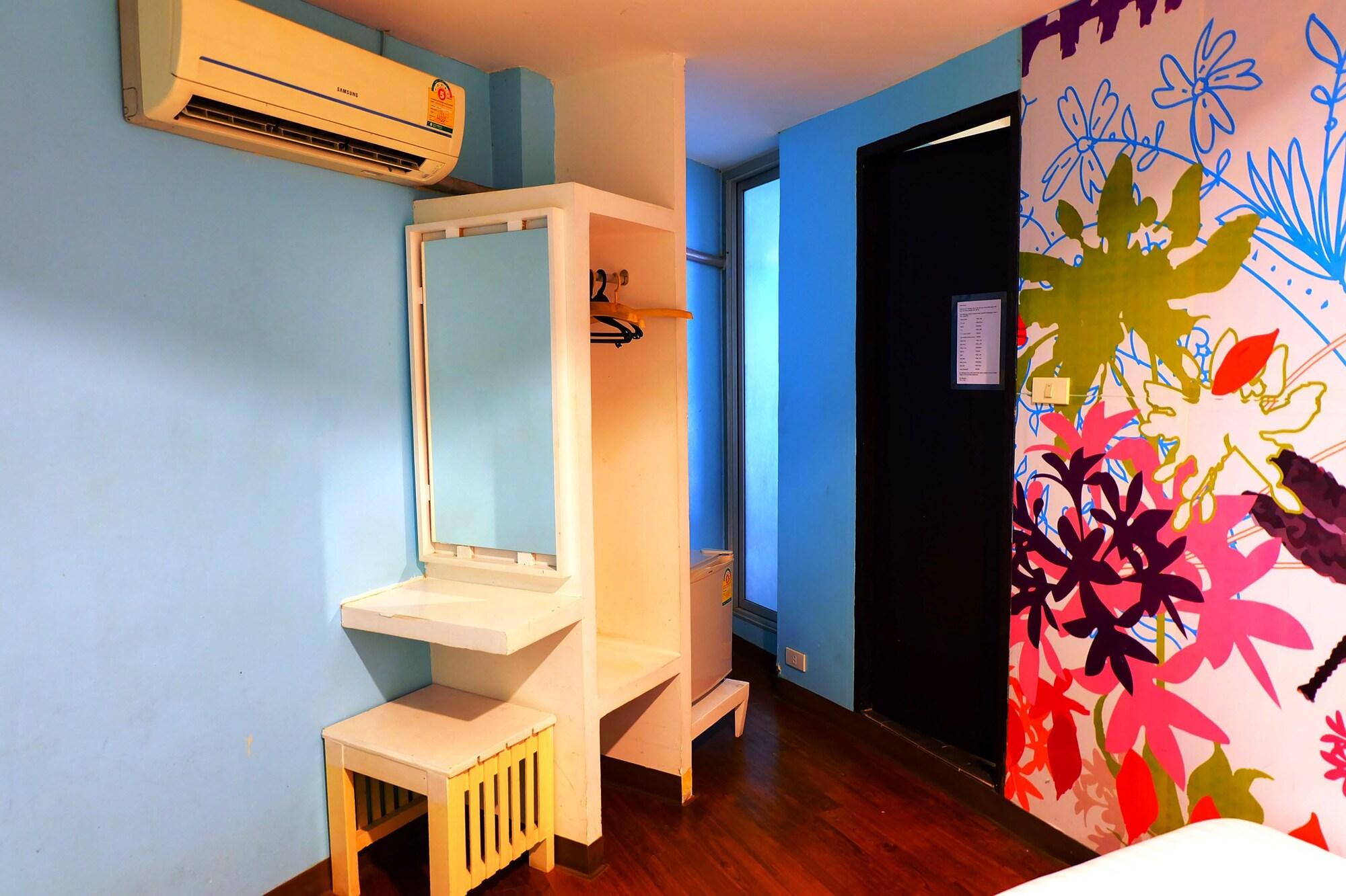 Take A Nap Hostel Bangkok Zewnętrze zdjęcie